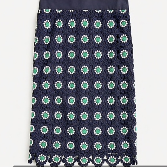 J. Crew Dresses & Skirts - NWT Unworn. J. Crew Pencil Skirt. Navy/Green floral crochet pattern. Size 6